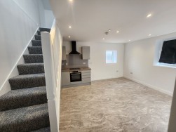 North Road, Cardiff, CF14