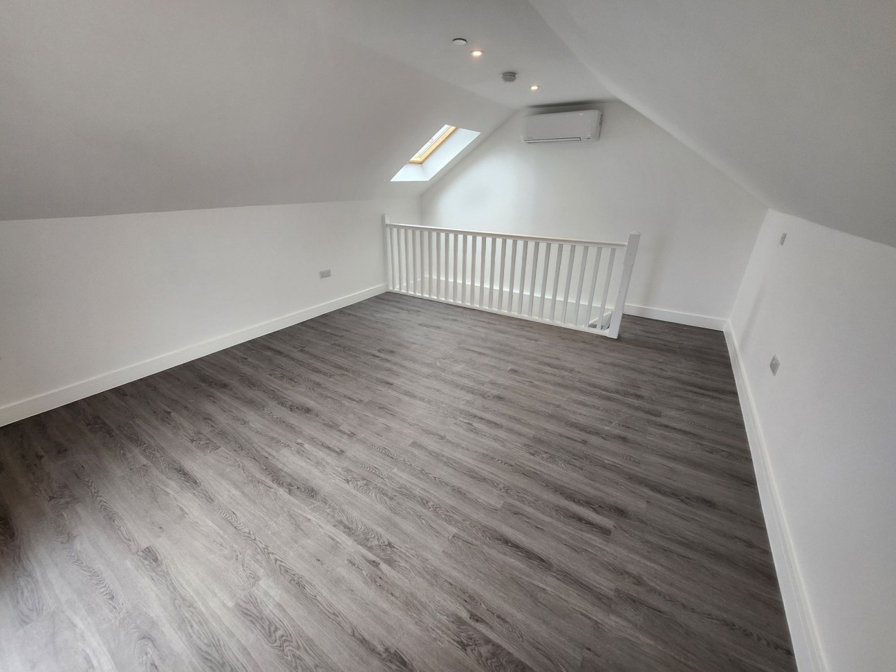 North Road, Cardiff, CF14