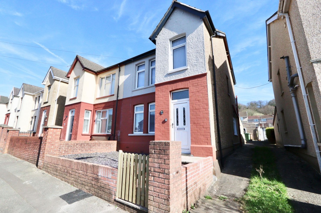 Mill Road, Pontllanfraith, NP12