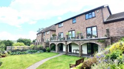 Cilgerran Way, Grove Park, NP12