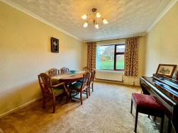 Pentwyn Road, Crumlin, NP11