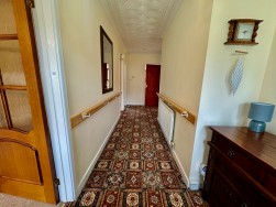 Pentwyn Road, Crumlin, NP11