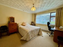 Pentwyn Road, Crumlin, NP11