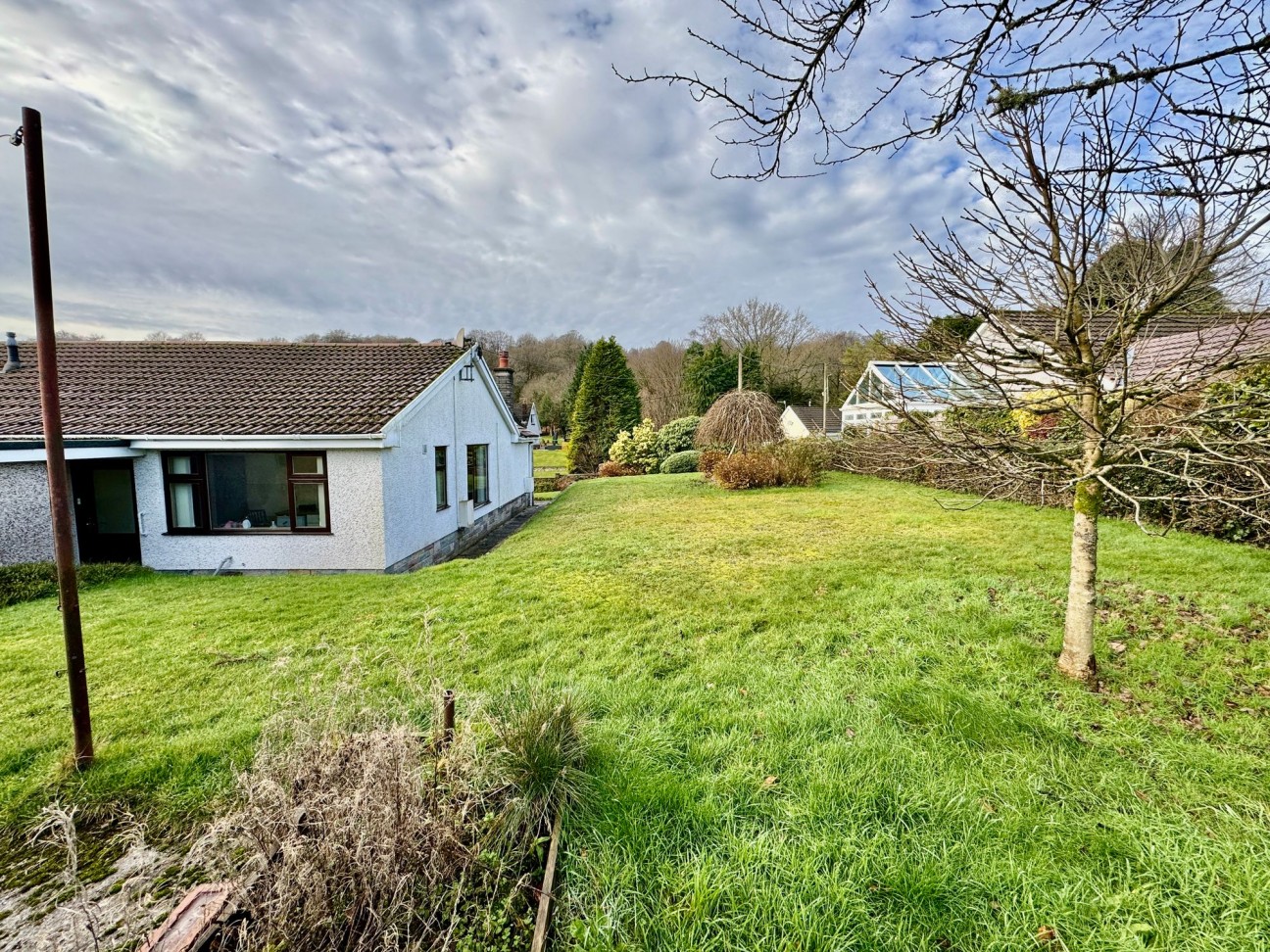 Pentwyn Road, Crumlin, NP11