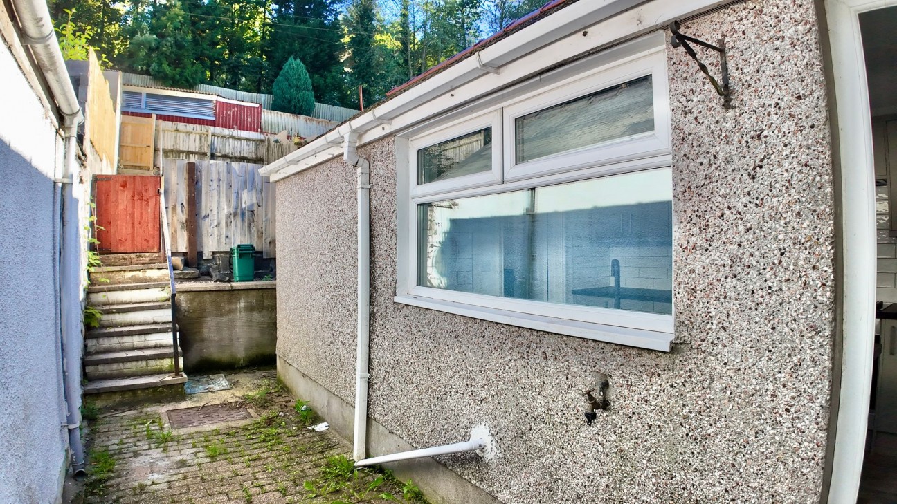 Glandwr Street, Abertillery, NP13