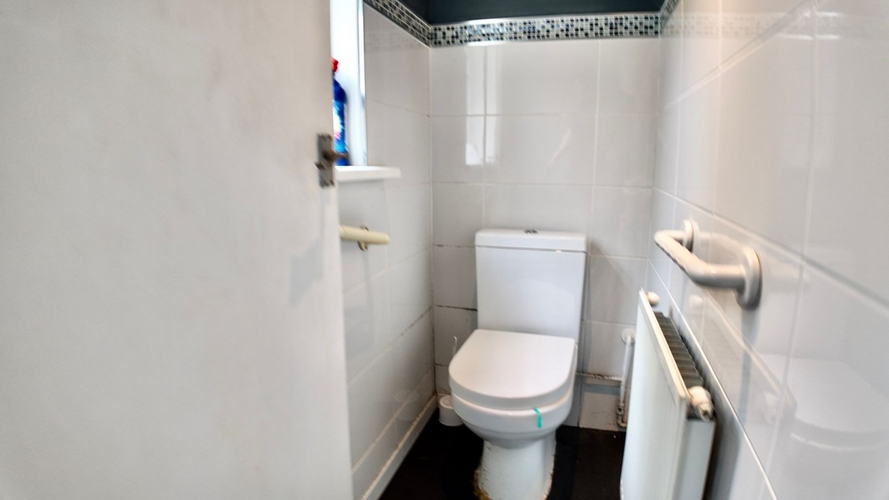 Edwards Terrace, Newbridge, NP11