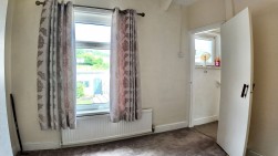 Edwards Terrace, Newbridge, NP11