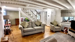 Mill Road, Deri, CF81