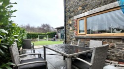 Mill Road, Deri, CF81