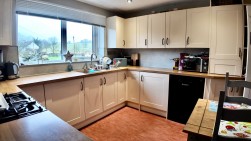 Mill Road, Deri, CF81