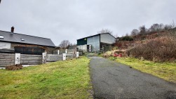 Mill Road, Deri, CF81