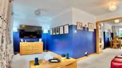 Rhiw Farm Crescent, Crumlin, NP11