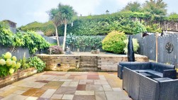 Rhiw Farm Crescent, Crumlin, NP11