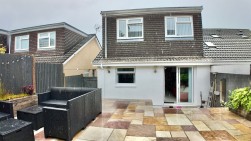 Rhiw Farm Crescent, Crumlin, NP11