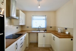 Vancouver Drive, Penmaen, NP12