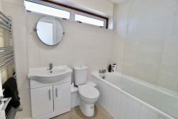 Vancouver Drive, Penmaen, NP12