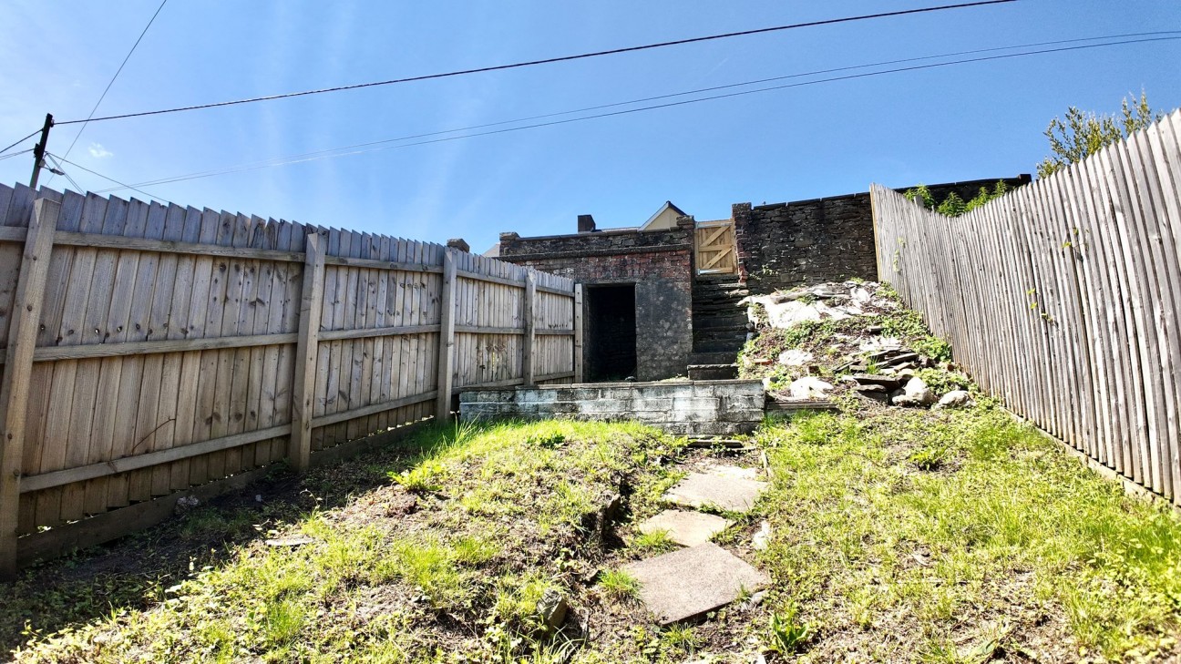 Hillside Avenue, Markham, NP12