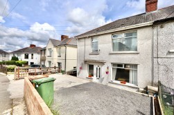 Heolddu Crescent, Bargoed, CF81