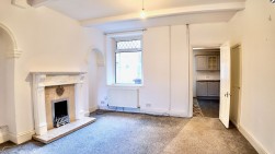 High Street, Newbridge, NP11