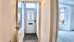 High Street, Newbridge, NP11