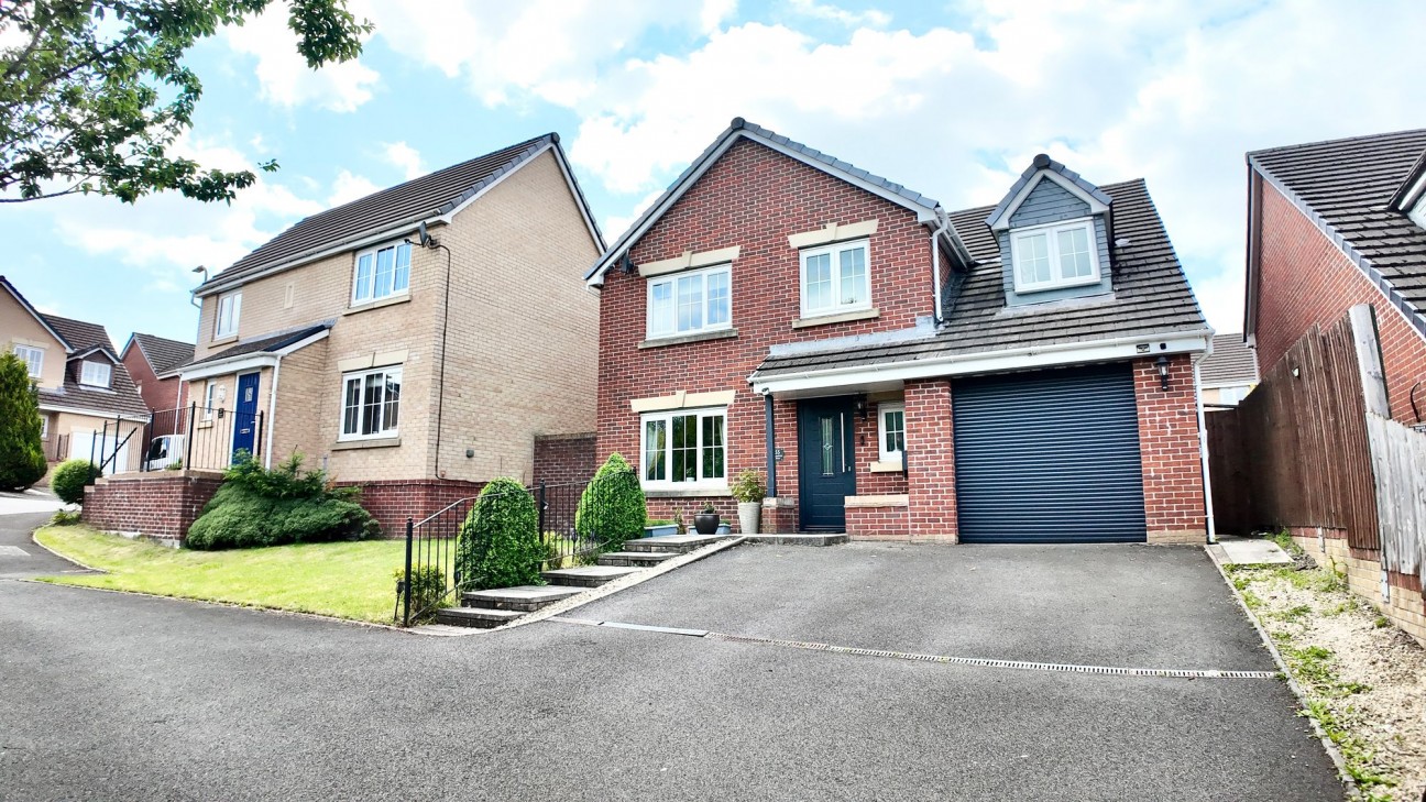 Woodside Drive, Newbridge, NP11