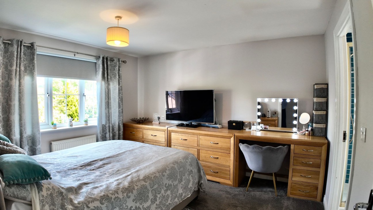 Woodside Drive, Newbridge, NP11