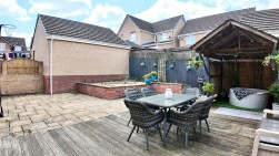 Woodside Drive, Newbridge, NP11