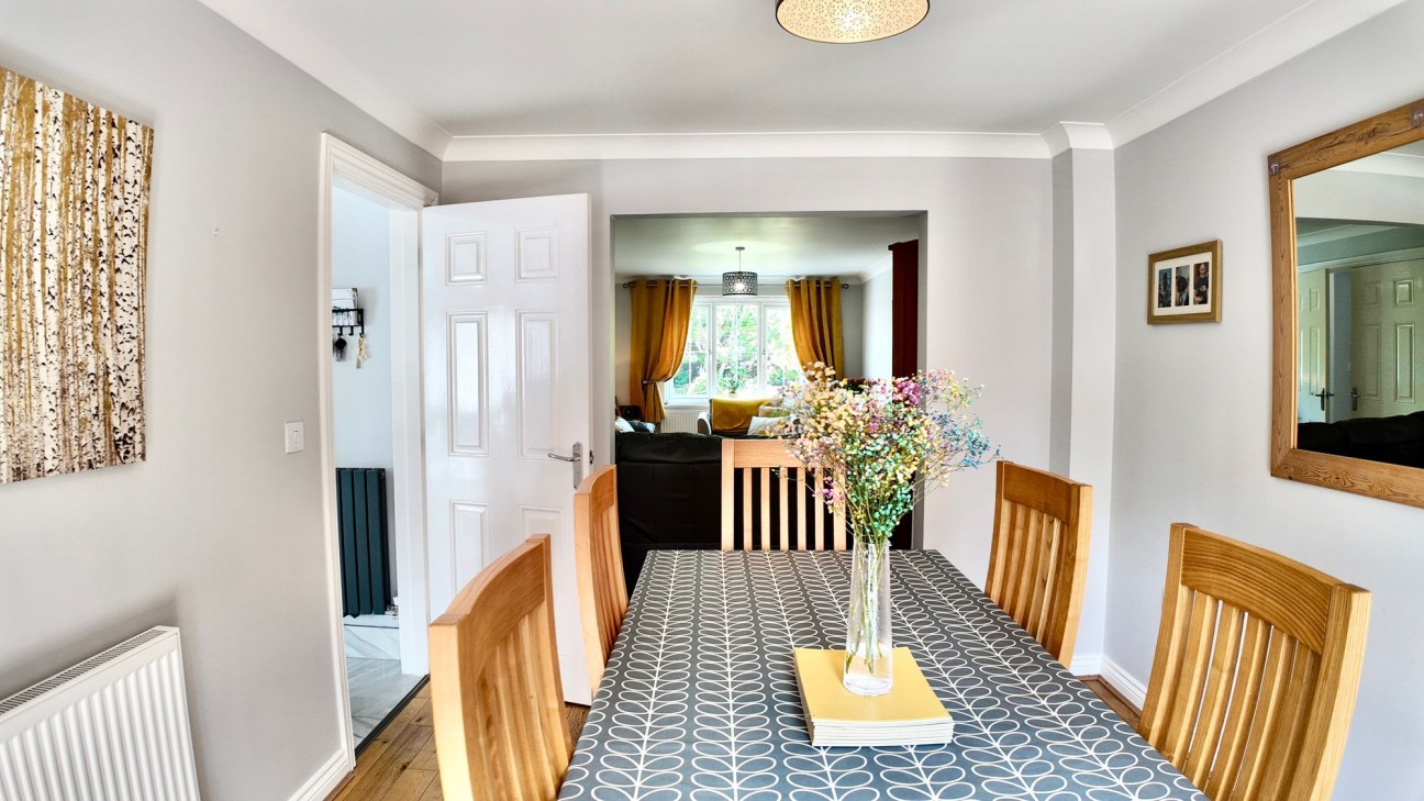 Woodside Drive, Newbridge, NP11