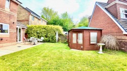 Cwrt Neuadd Wen, Aberbargoed, CF81