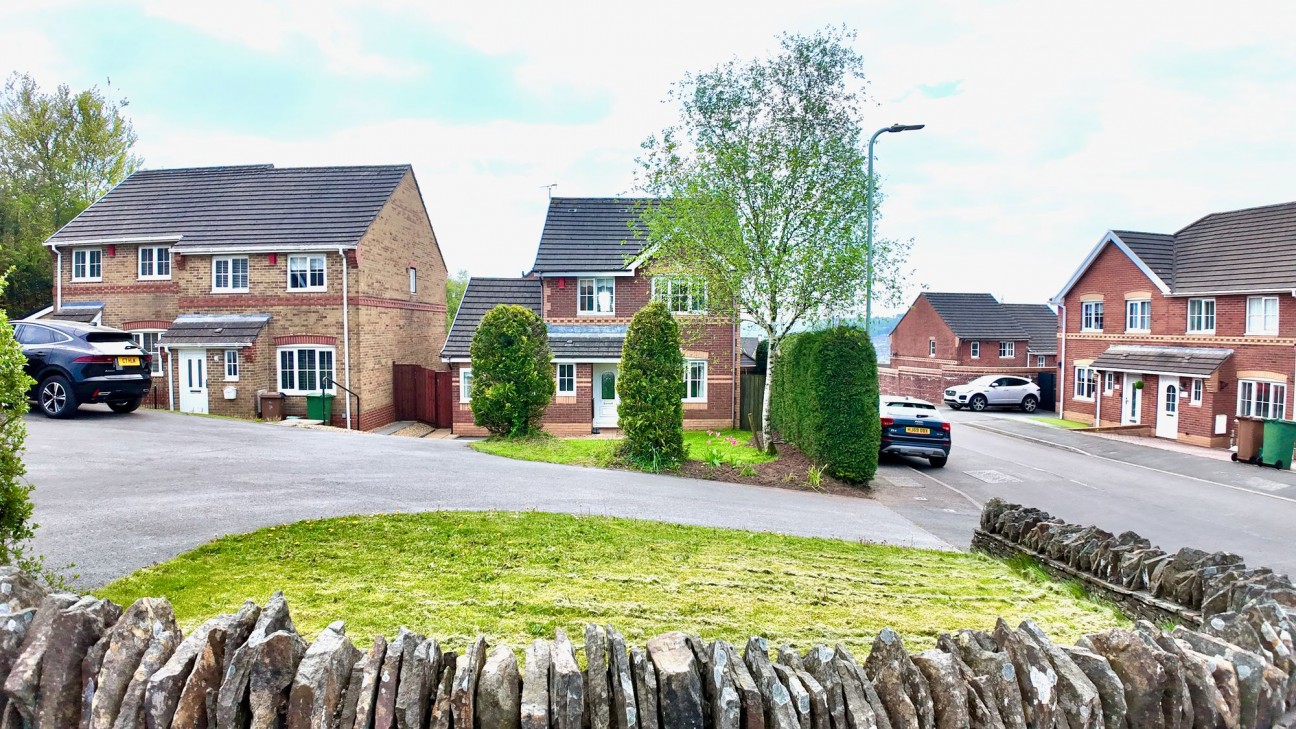 Cwrt Neuadd Wen, Aberbargoed, CF81