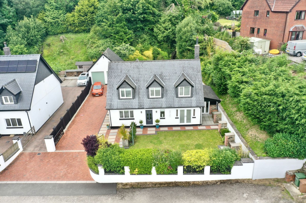 High Street, Blackwood, NP12