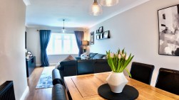 Springfield Road, Maesycwmmer, CF82