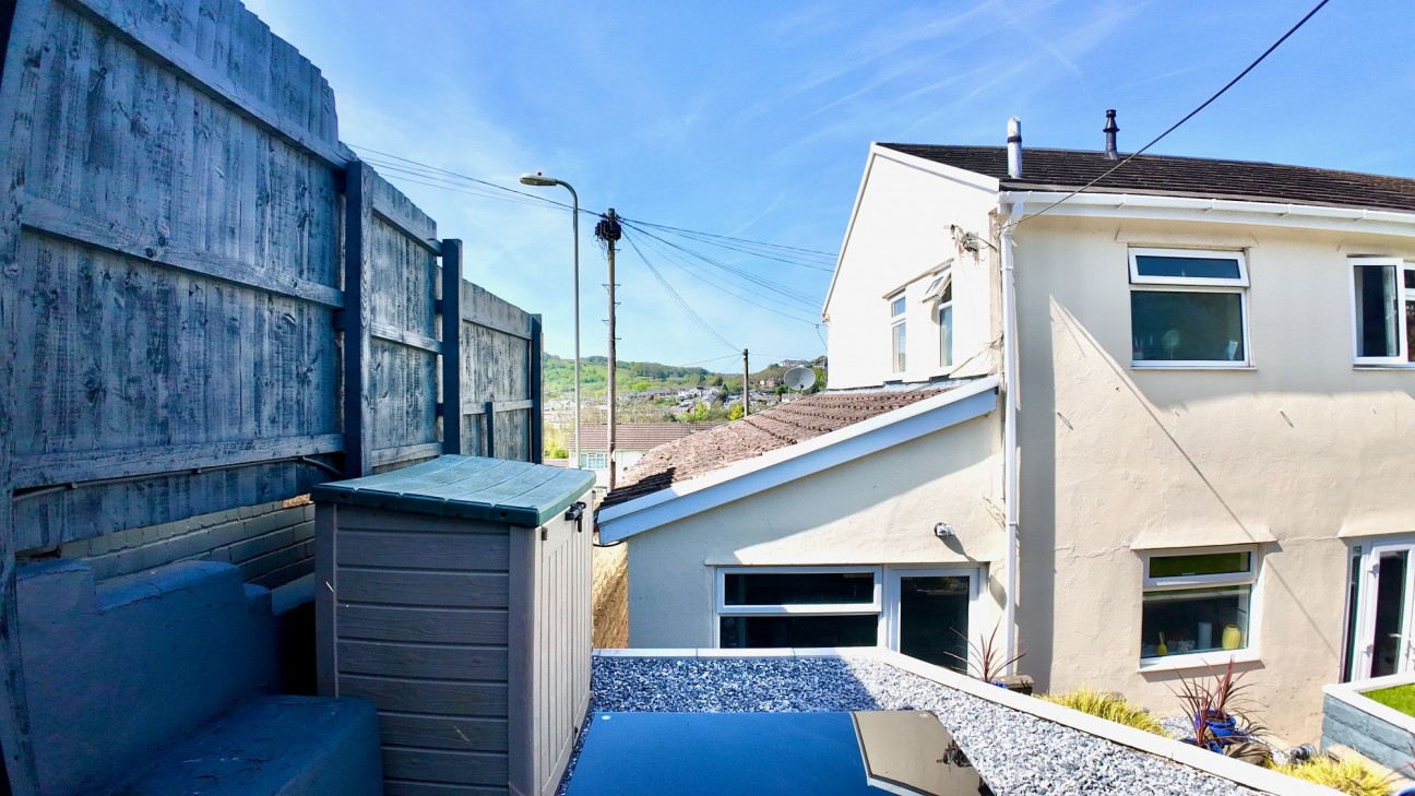 Springfield Road, Maesycwmmer, CF82