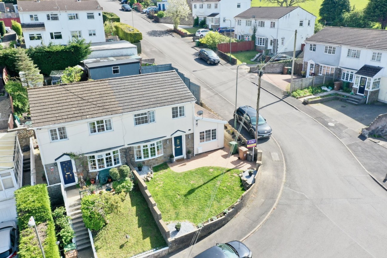 Springfield Road, Maesycwmmer, CF82