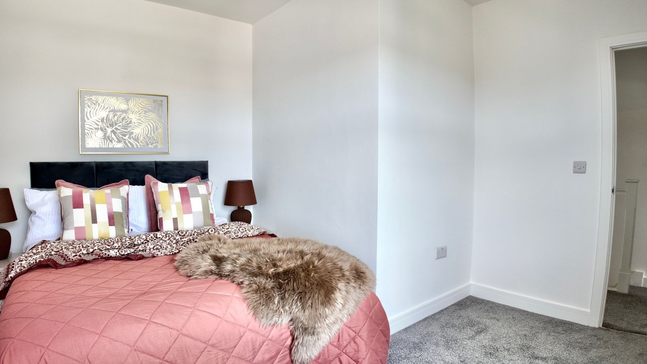 Lilian Road, Blackwood, NP12