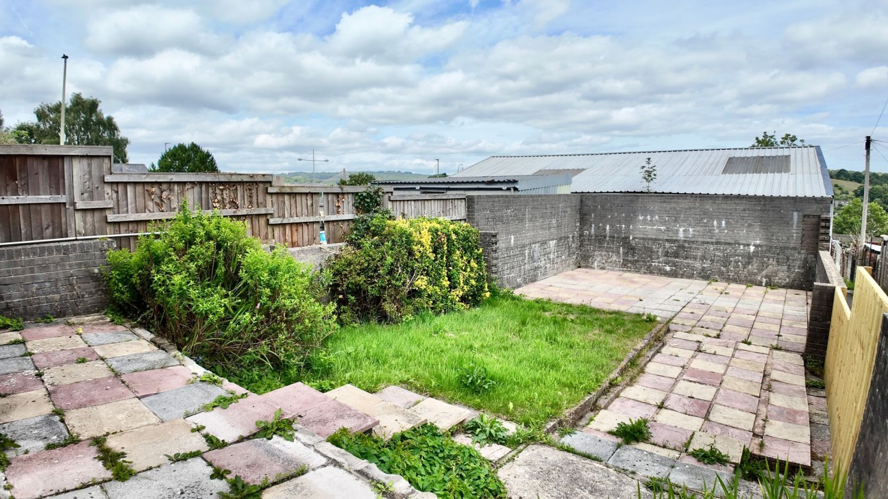 Lilian Road, Blackwood, NP12