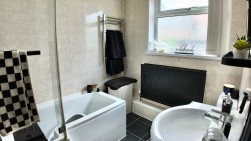 Cardiff Road, Blackwood, NP12
