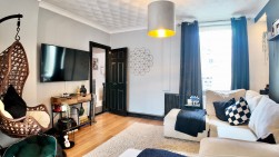 Cardiff Road, Blackwood, NP12