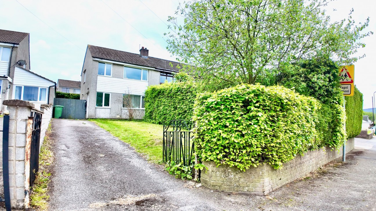 St. Davids Road, Maesycwmmer, CF82