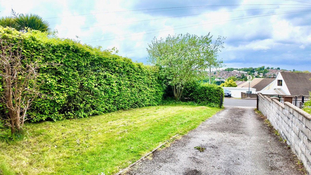 St. Davids Road, Maesycwmmer, CF82