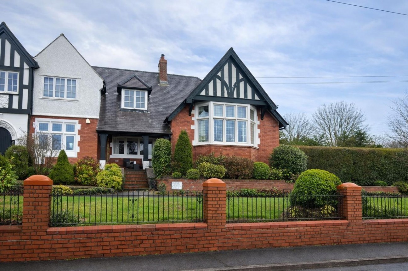 Pen-Rhiw Avenue, Oakdale, NP12