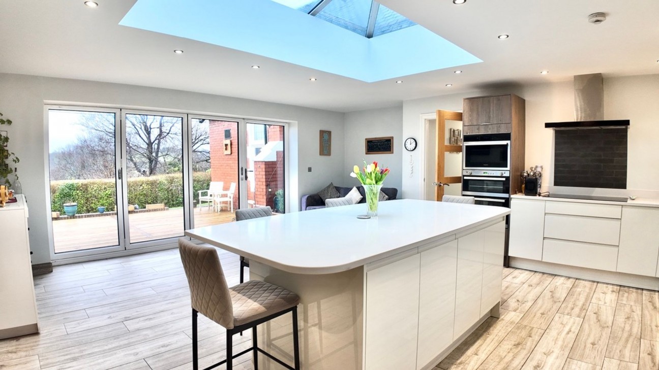 Pen-Rhiw Avenue, Oakdale, NP12