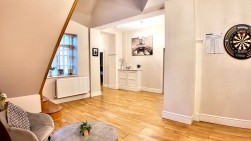 Pen-Rhiw Avenue, Oakdale, NP12