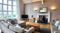 Pen-Rhiw Avenue, Oakdale, NP12