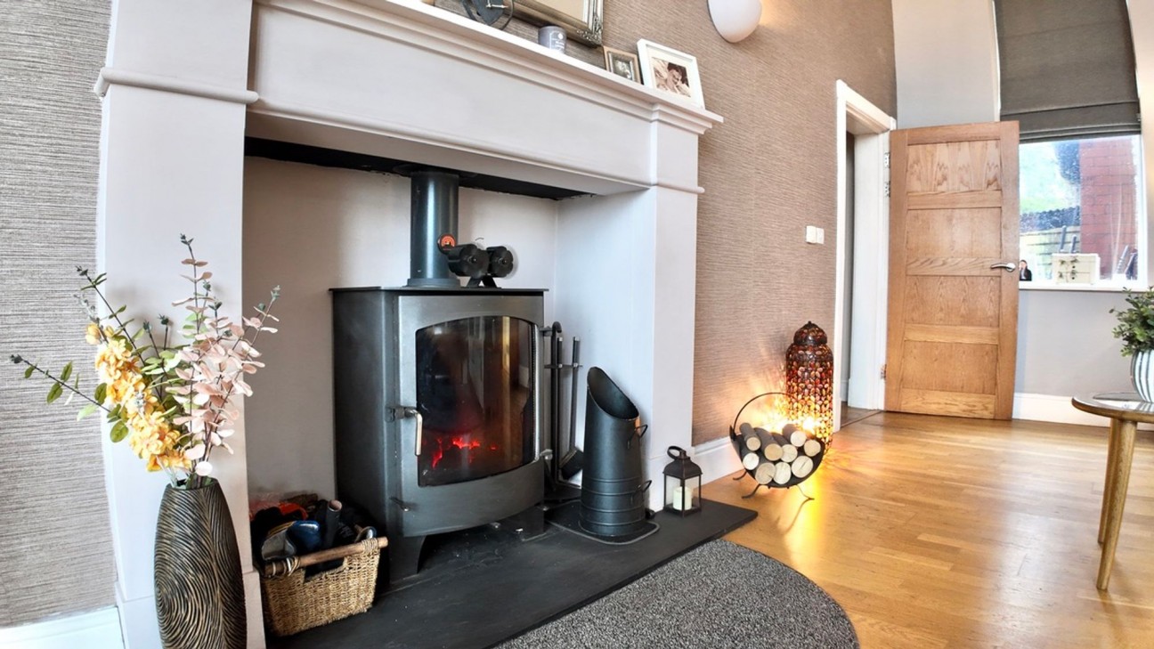 Pen-Rhiw Avenue, Oakdale, NP12