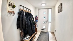 Pen-Rhiw Avenue, Oakdale, NP12