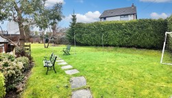 Pen-Rhiw Avenue, Oakdale, NP12