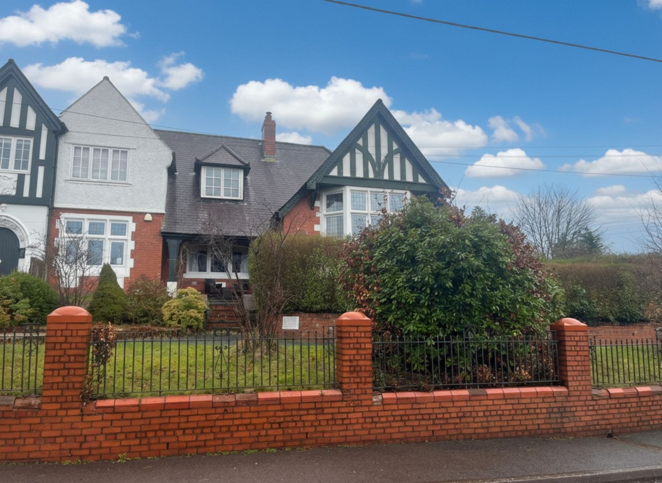 Pen-Rhiw Avenue, Oakdale, NP12