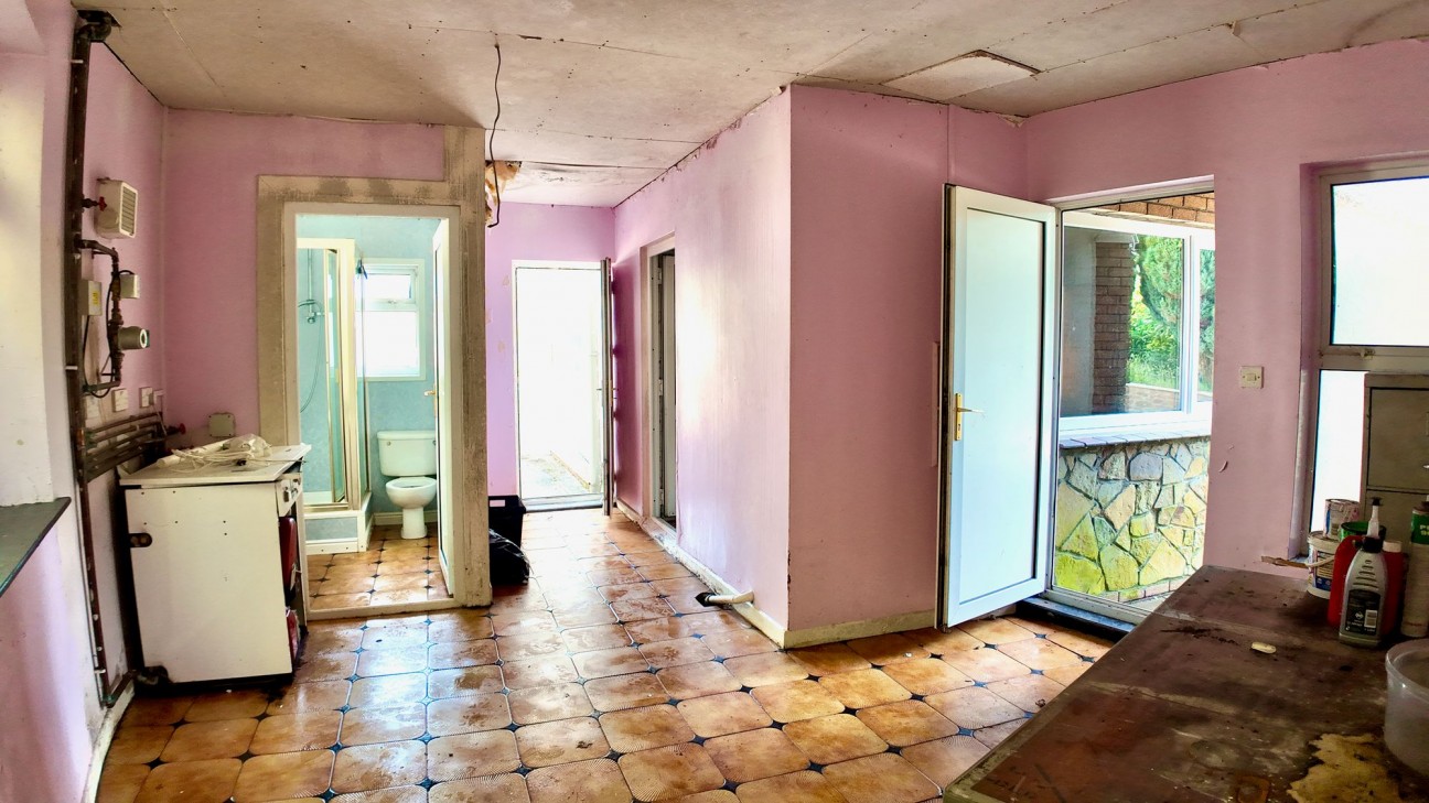 Priscilla Terrace, Trelewis, CF46