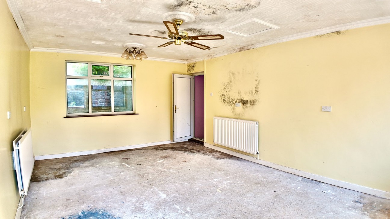 Priscilla Terrace, Trelewis, CF46